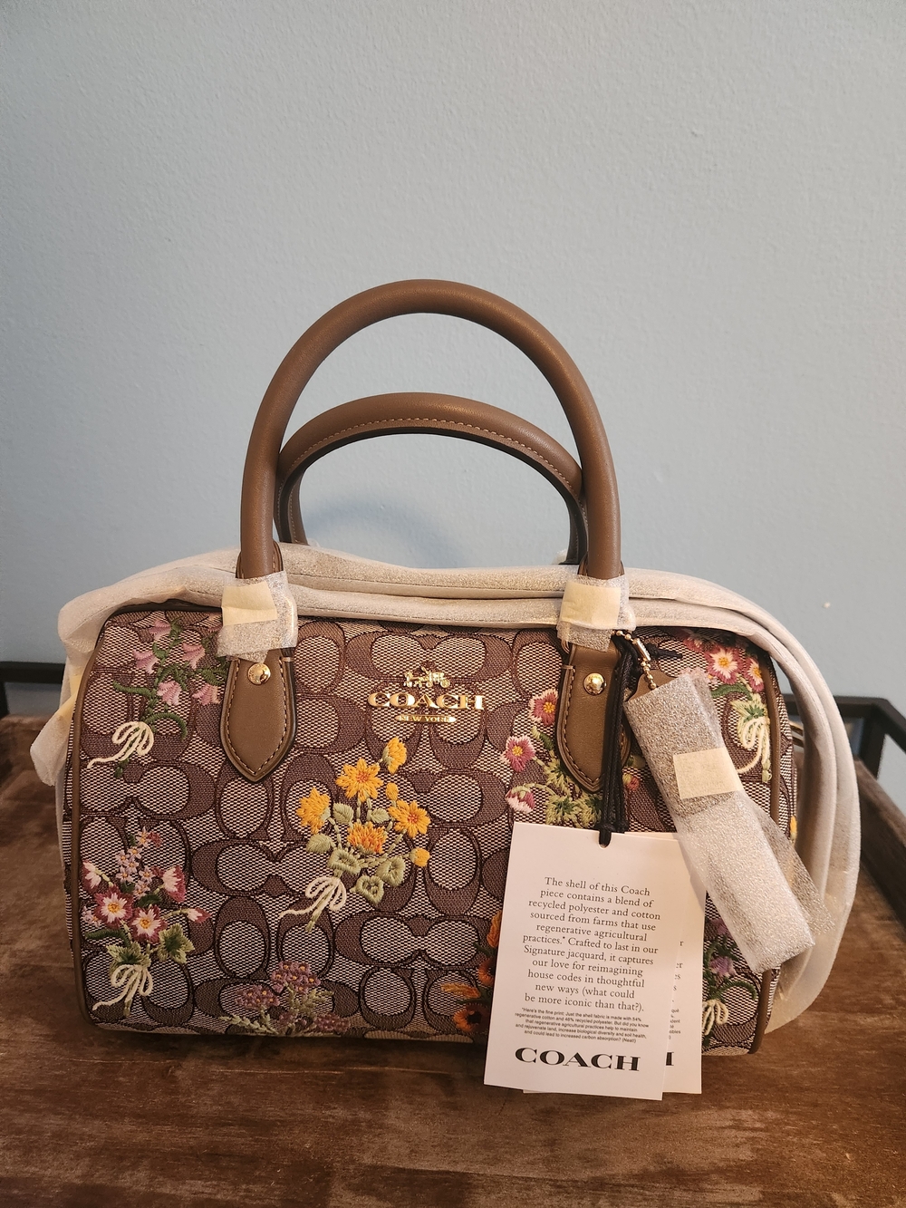 Coach SIGNATURE EMBROIDERED ROWAN MEDIUM SIZE FULLY FACTORY WRAPPED OUT 4  PIX